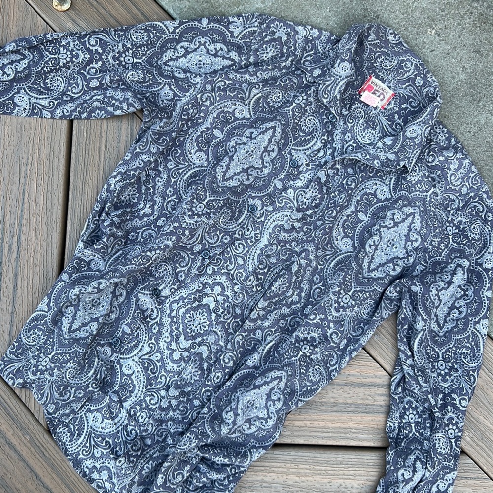 VINTAGE RED Graphic Button Up